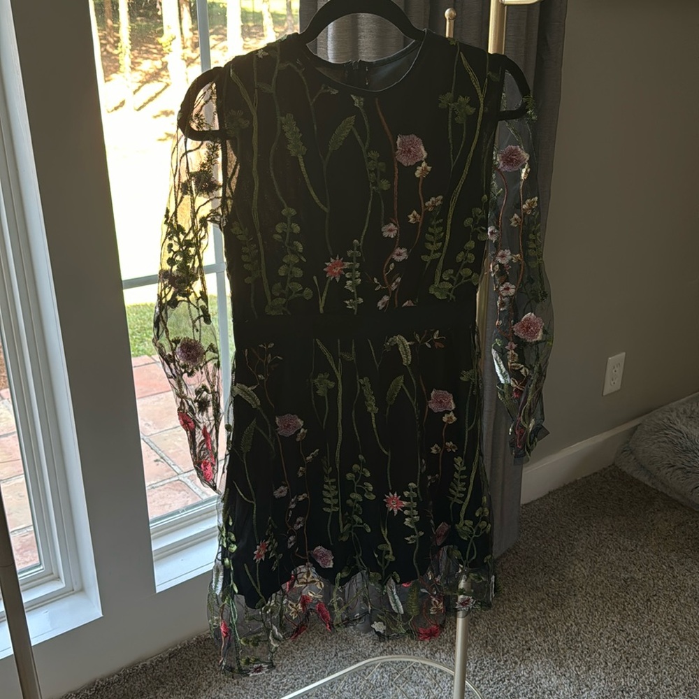 Milumia Embroidery Tunic Party Dress Size Medium NWOT
